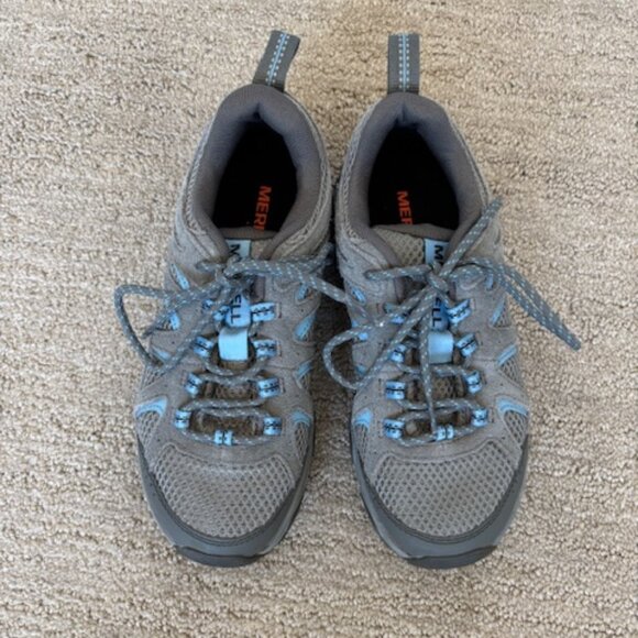 Merrell Women's Moab 3 Hiking Shoes in Perfect Condition - Picture 4 of 7